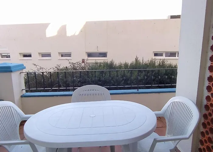 Acogedor Apartamento A 50 Metros De La Playa